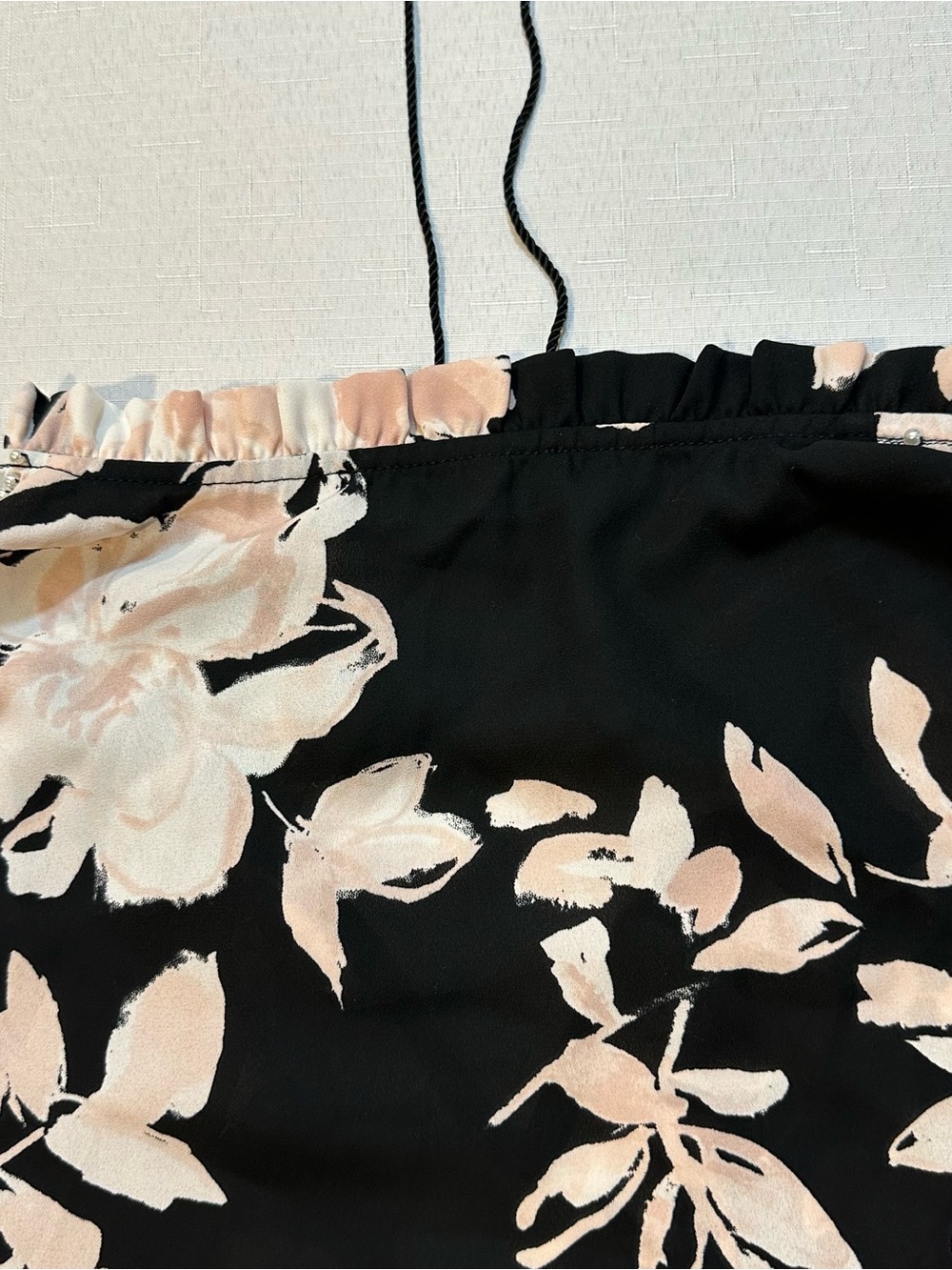 Karl Lagerfeld Paris Floral Pearl Embellished Tassel Blouse XL - Picture 15 of 15